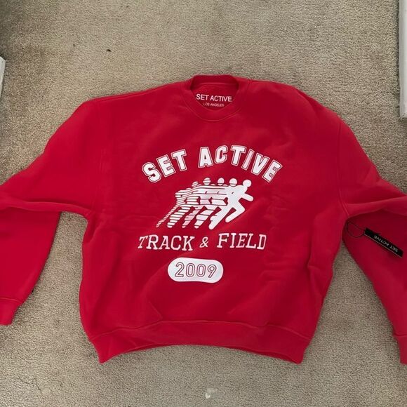 Set Active NWT red sweatshirt OS - Picture 1 of 4
